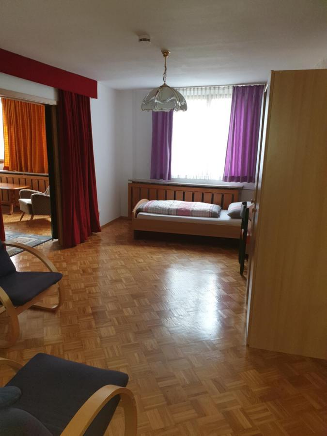 Hotel Pension Engel Pfullendorf Exterior foto